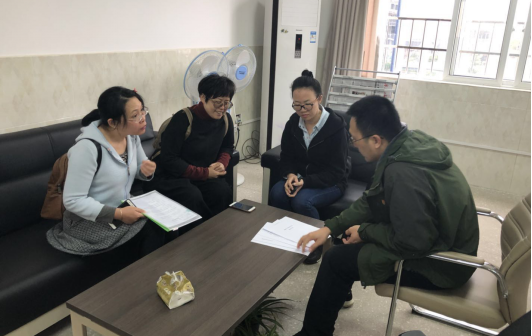 魚峰區(qū)區(qū)科技局到德潤小學調研青少年創(chuàng)客空間建設情況