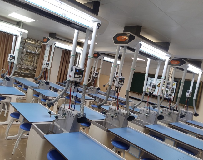 新科化學實驗室成套設備：開啟高效教學科研之門