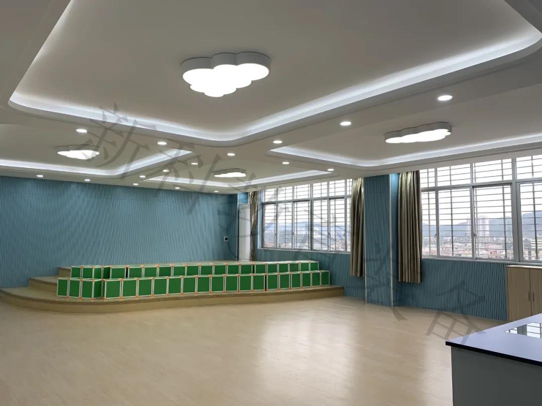 <a href='http://m.huajiawangjun.com/chanpin/58-1.html' target='1' style='font-size:18px; font-weight:bold; color:#000000;'>音樂室</a>1