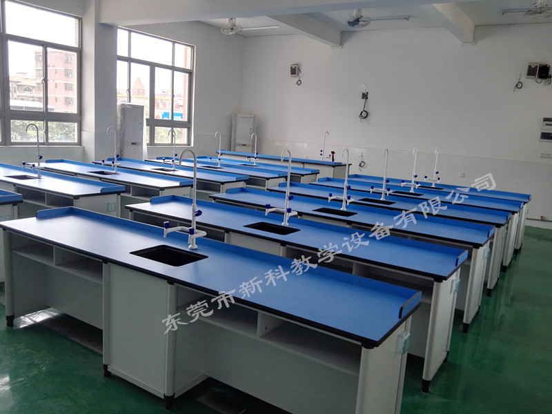 <a href='http://m.huajiawangjun.com/chanpin/53-1.html' target='1' style='font-size:18px; font-weight:bold; color:#000000;'>科學實驗室</a>