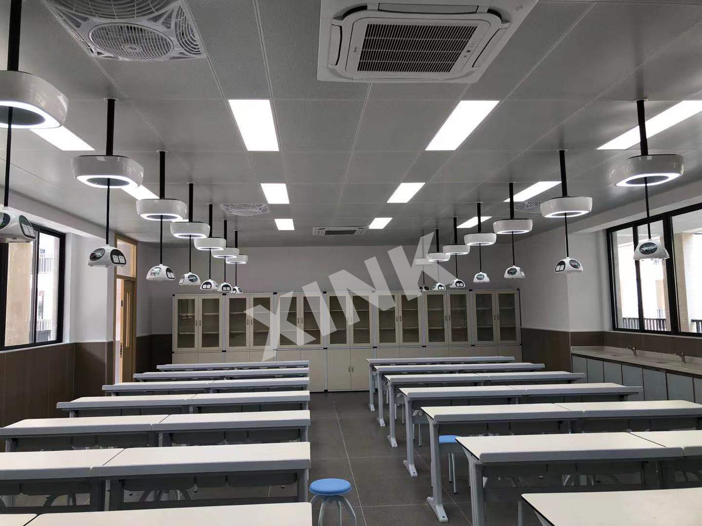 <a href='http://m.huajiawangjun.com/' target='1' style='font-size:14px; font-weight:bold; color:#0080ff;'>物理實驗室</a>