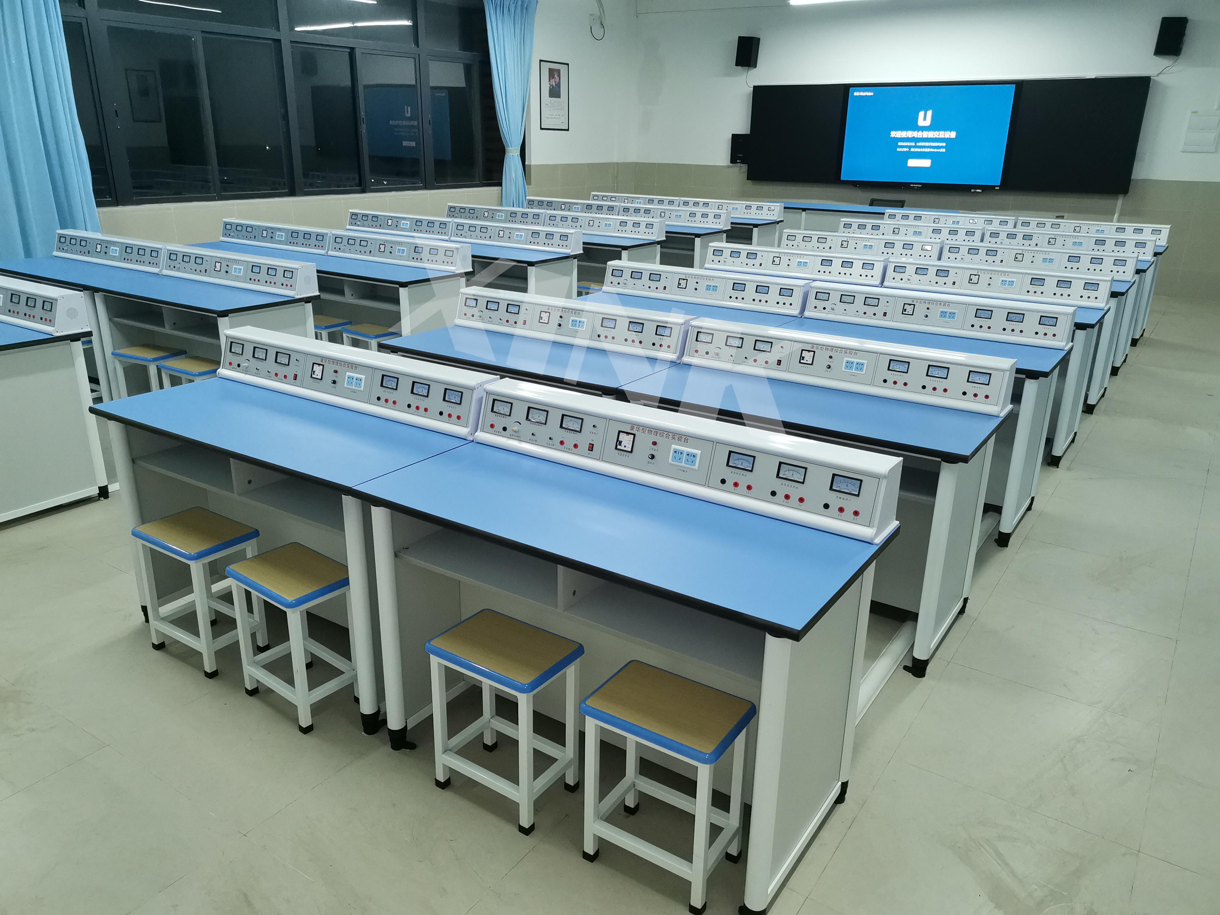 電學<a href='http://m.huajiawangjun.com/' target='1' style='font-size:14px; font-weight:bold; color:#0080ff;'>物理實驗室</a>