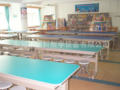 <a href='http://m.huajiawangjun.com/chanpin/110-1.html' target='1' style='font-size:18px; font-weight:bold; color:#000000;'>圖書(shū)閱覽室</a>7